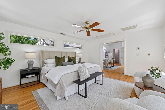 3210 STEPHENSON PL NW, Washington, DC 20015