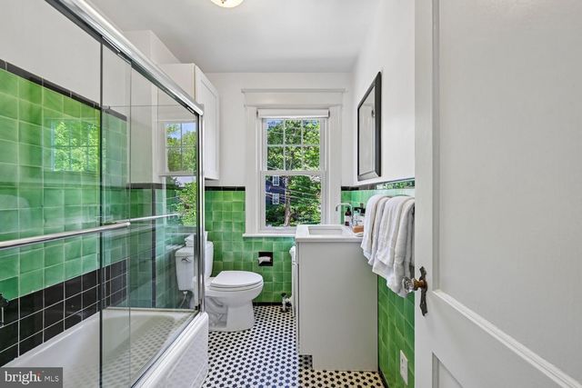 3210 STEPHENSON PL NW, Washington, DC 20015