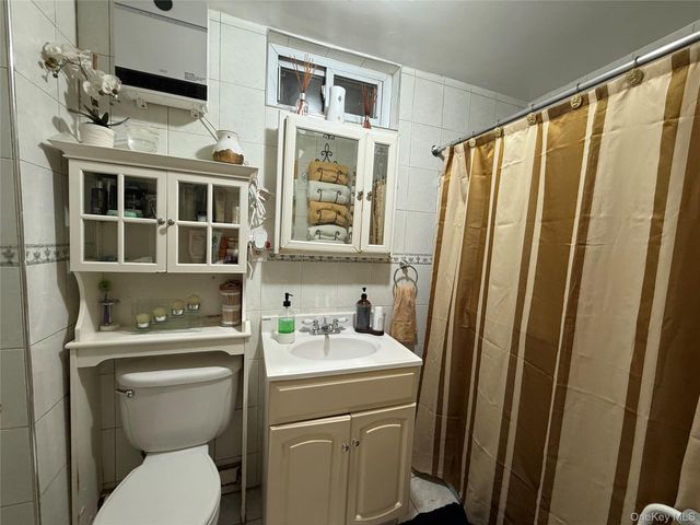 102-08 39th Avenue, Corona, NY 11368