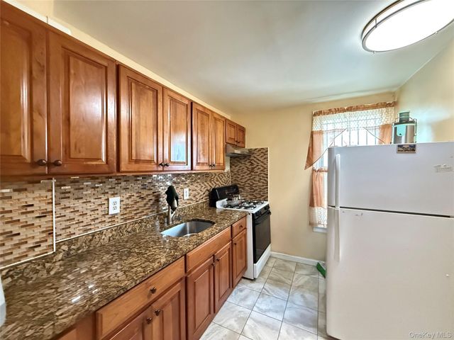 102-08 39th Avenue, Corona, NY 11368