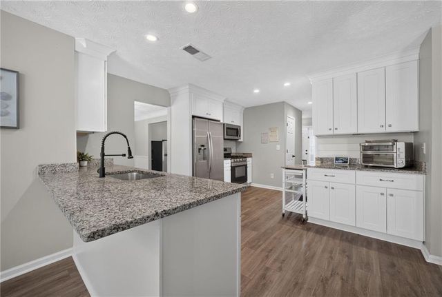 1220 Timber Walk Drive, Loganville, GA 30052