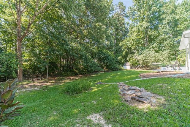 1220 Timber Walk Drive, Loganville, GA 30052