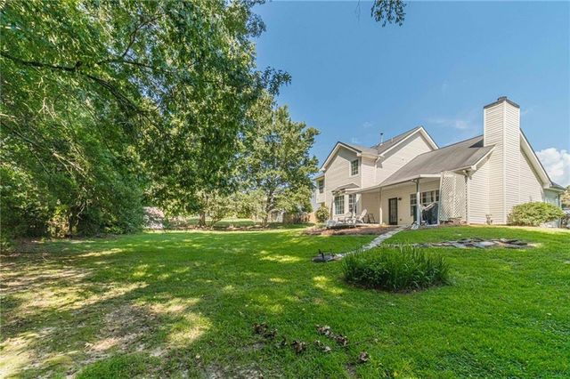 1220 Timber Walk Drive, Loganville, GA 30052