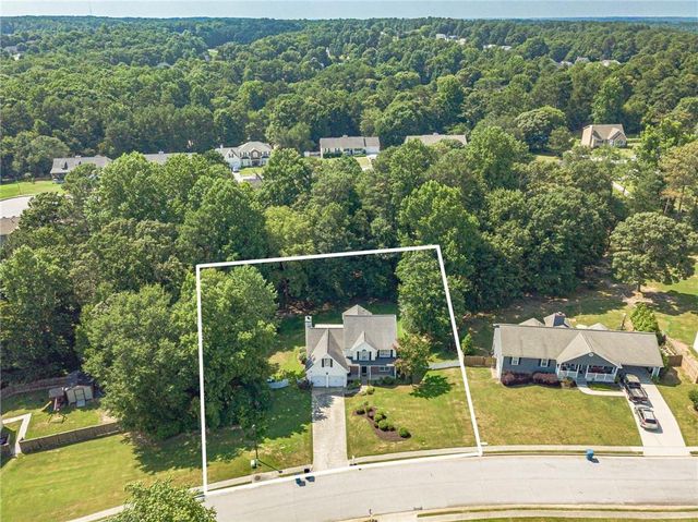 1220 Timber Walk Drive, Loganville, GA 30052