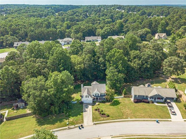 1220 Timber Walk Drive, Loganville, GA 30052