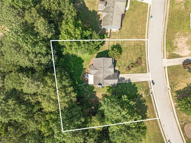 1220 Timber Walk Drive, Loganville, GA 30052