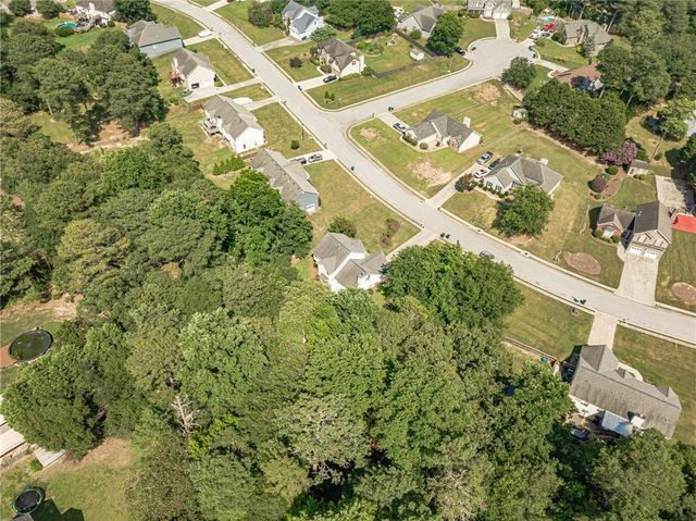 1220 Timber Walk Drive, Loganville, GA 30052