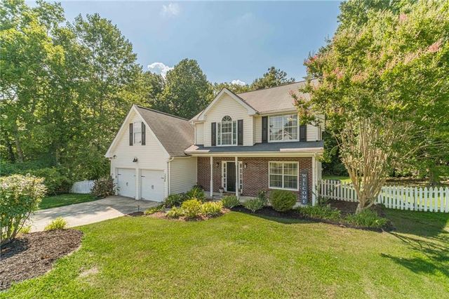 1220 Timber Walk Drive, Loganville, GA 30052