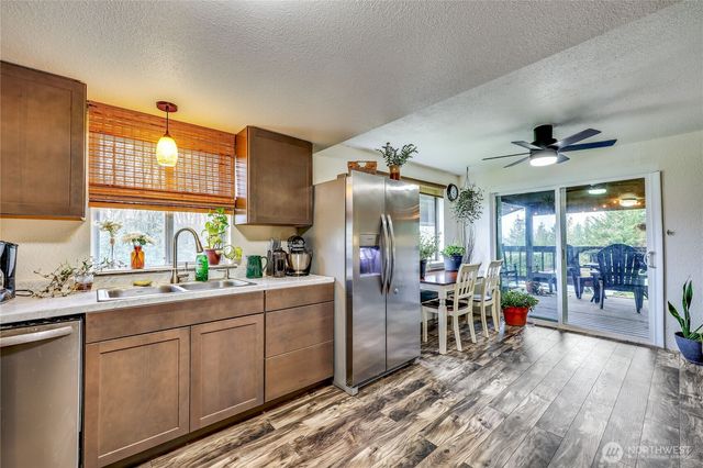 1212 Pottery Avenue, Port Orchard, WA 98366