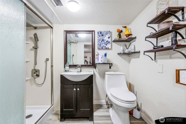 1212 Pottery Avenue, Port Orchard, WA 98366