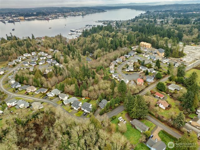 1212 Pottery Avenue, Port Orchard, WA 98366
