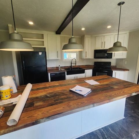 63 Tablerock Road, Evening Shade, AR 72532