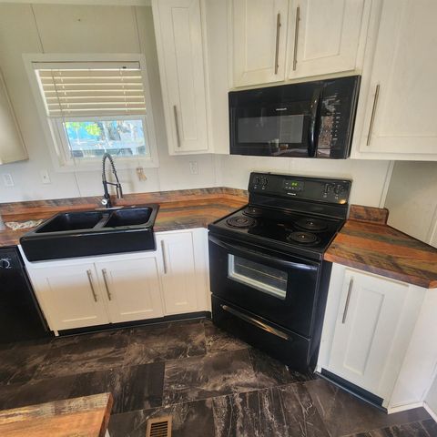 63 Tablerock Road, Evening Shade, AR 72532