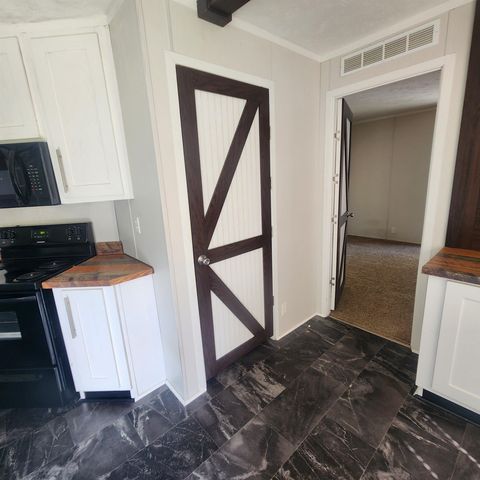 63 Tablerock Road, Evening Shade, AR 72532