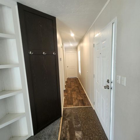 63 Tablerock Road, Evening Shade, AR 72532