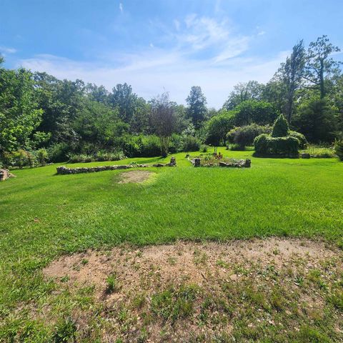 63 Tablerock Road, Evening Shade, AR 72532