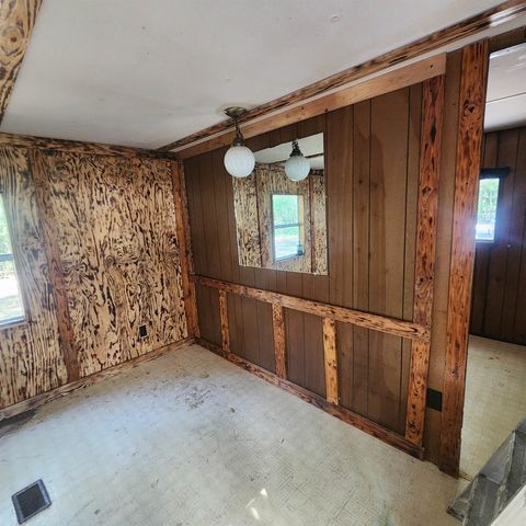 63 Tablerock Road, Evening Shade, AR 72532