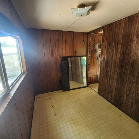 63 Tablerock Road, Evening Shade, AR 72532