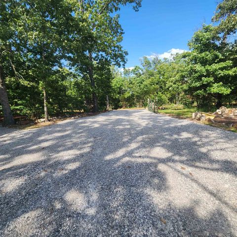 63 Tablerock Road, Evening Shade, AR 72532