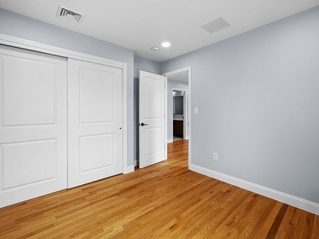 165 Hartford, Natick, MA 01760