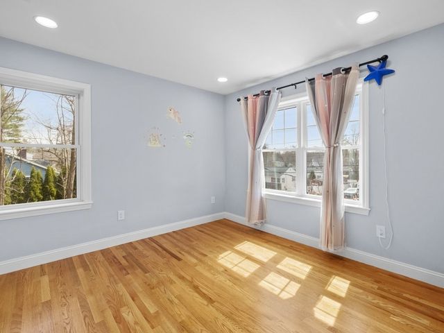 165 Hartford, Natick, MA 01760