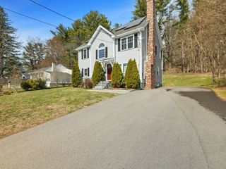 165 Hartford, Natick, MA 01760