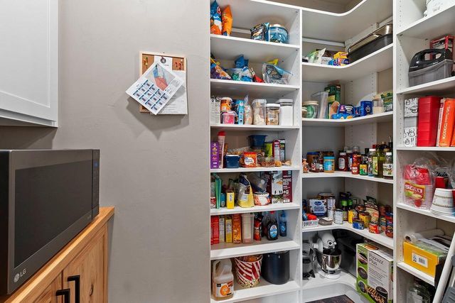 1667 TORCHWOOD TRAIL, De Pere, WI 54115