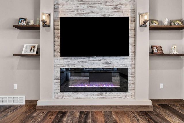 1667 TORCHWOOD TRAIL, De Pere, WI 54115