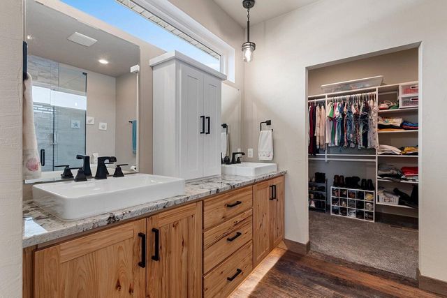 1667 TORCHWOOD TRAIL, De Pere, WI 54115