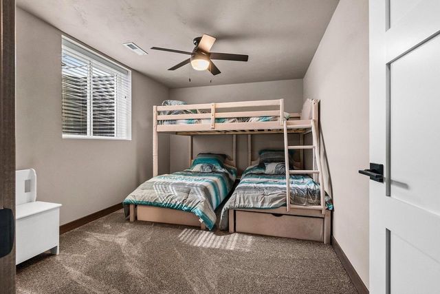 1667 TORCHWOOD TRAIL, De Pere, WI 54115