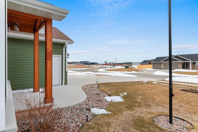 1667 TORCHWOOD TRAIL, De Pere, WI 54115