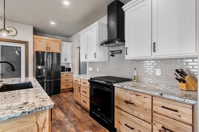 1667 TORCHWOOD TRAIL, De Pere, WI 54115