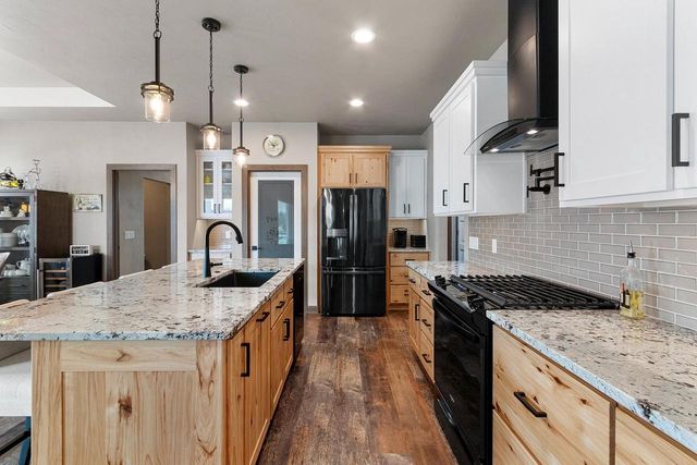 1667 TORCHWOOD TRAIL, De Pere, WI 54115