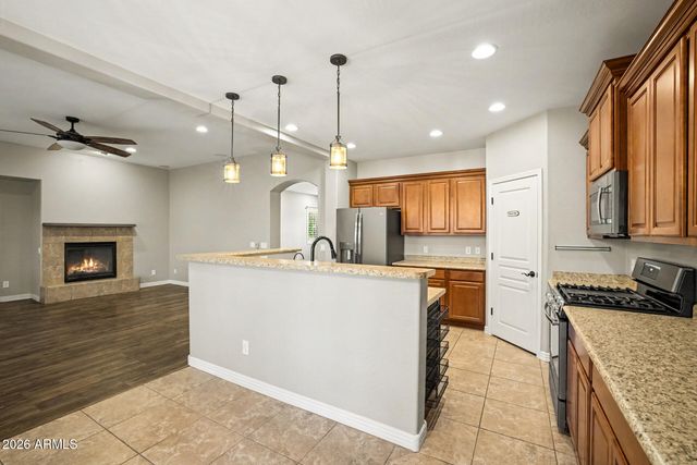 2024 W BONANZA Lane, Phoenix, AZ 85085
