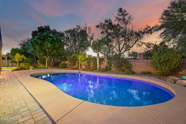 2024 W BONANZA Lane, Phoenix, AZ 85085