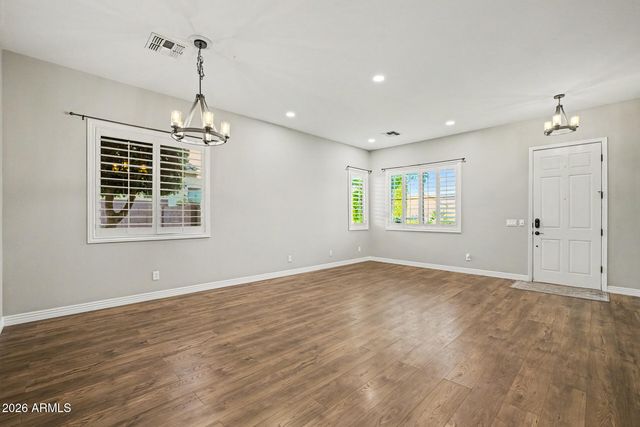 2024 W BONANZA Lane, Phoenix, AZ 85085