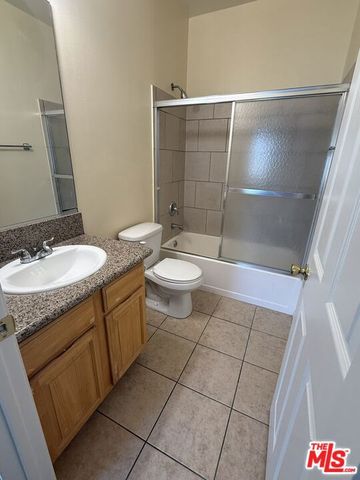 6636 Irvine Avenue 2`, Los Angeles, CA 91606