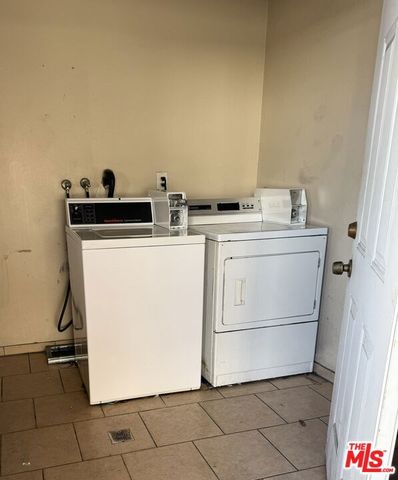 6636 Irvine Avenue 2`, Los Angeles, CA 91606