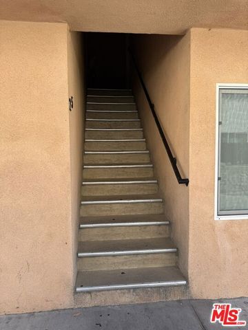 6636 Irvine Avenue 2`, Los Angeles, CA 91606