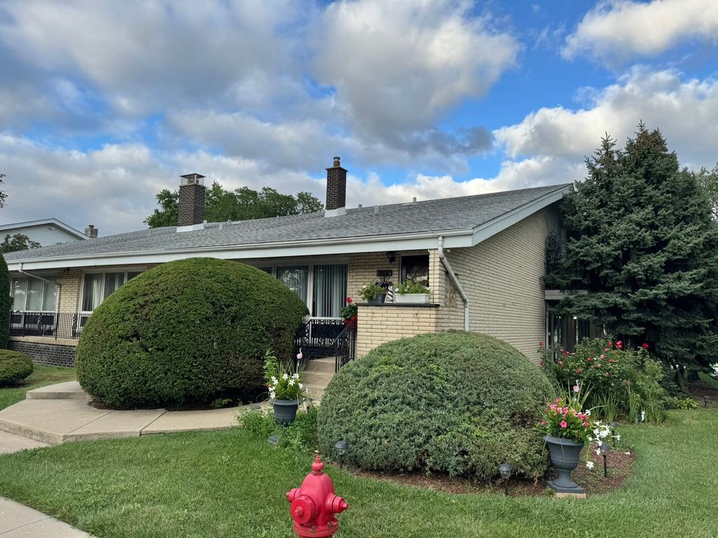 1247 S Mannheim Road 3, Westchester, IL 60154