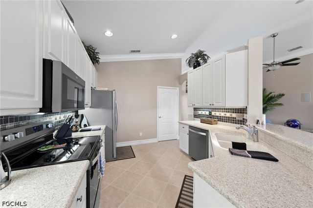 15586 Alton DR, Fort Myers, FL 33908