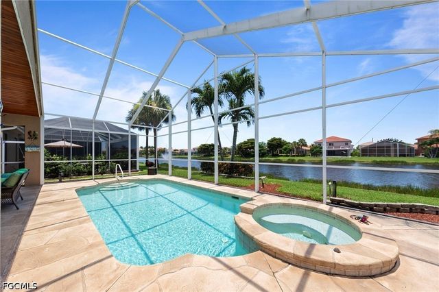 15586 Alton DR, Fort Myers, FL 33908