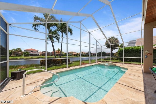 15586 Alton DR, Fort Myers, FL 33908