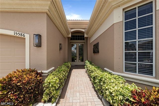 15586 Alton DR, Fort Myers, FL 33908