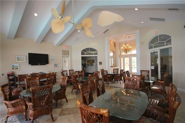 15586 Alton DR, Fort Myers, FL 33908