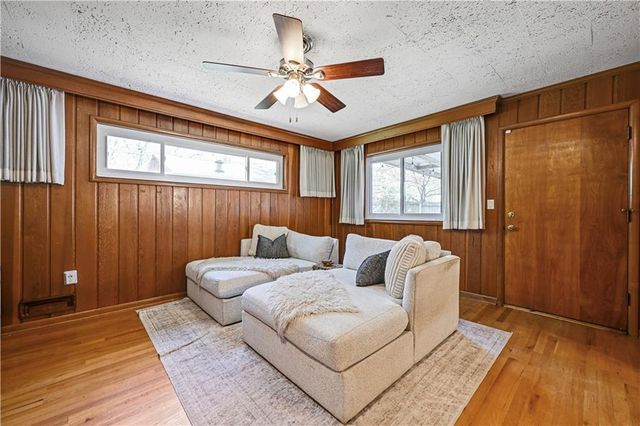 3600 W 50th Terrace, Roeland Park, KS 66205