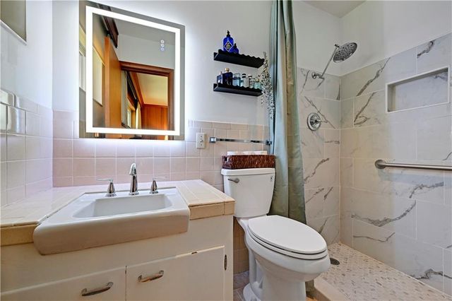 3600 W 50th Terrace, Roeland Park, KS 66205