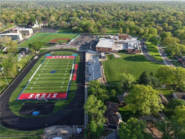 3600 W 50th Terrace, Roeland Park, KS 66205