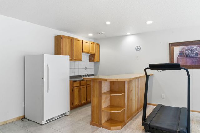 5829 Forestview Lane N, Plymouth, MN 55442