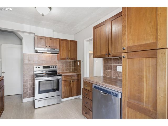 3730 Se 51ST Ave, Portland, OR 97206